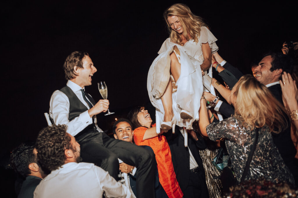 wedding lively party brussels wedding photography